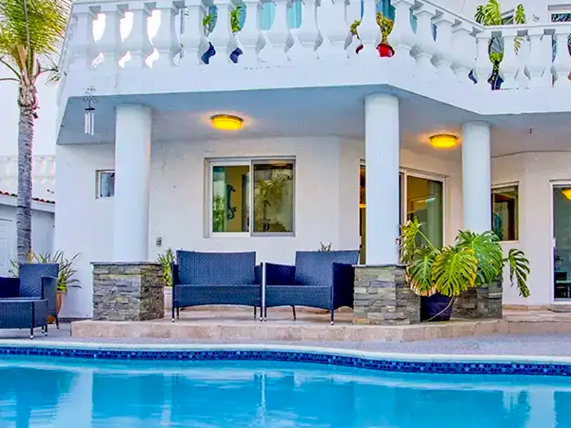 Pool and Exterior balcony