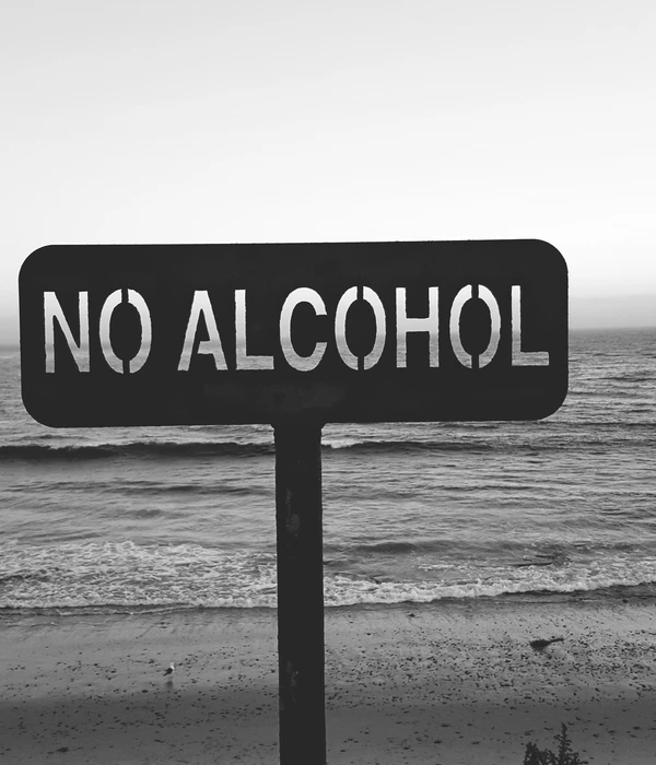 twilight alcohol detox sign says beach alcoho